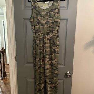 Camouflage Sleeveless Jumpsuit